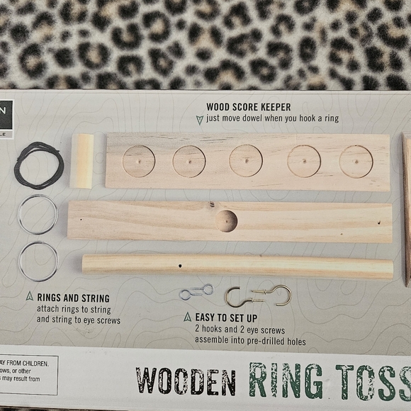 Meridian Point Wooden Ring Toss Game, Catch The Ring On The Hook, New in Box NIB - Picture 5 of 7
